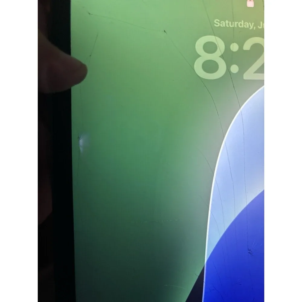 iPad Pro 11 3rd Gen 128GB Cellular • SEE DESCRIPTION • Runs Great